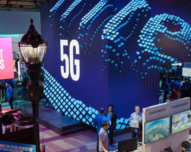 Intel основала Network and Custom